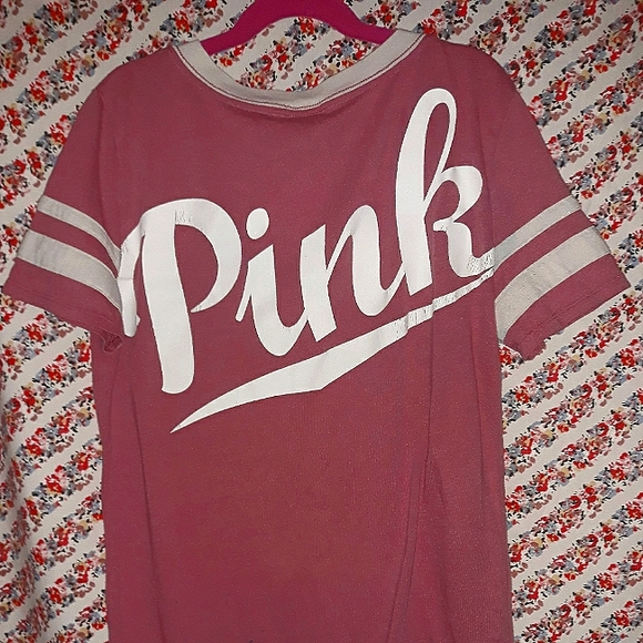 PINK Victoria's Secret Tops - VS Pink V-Neck
